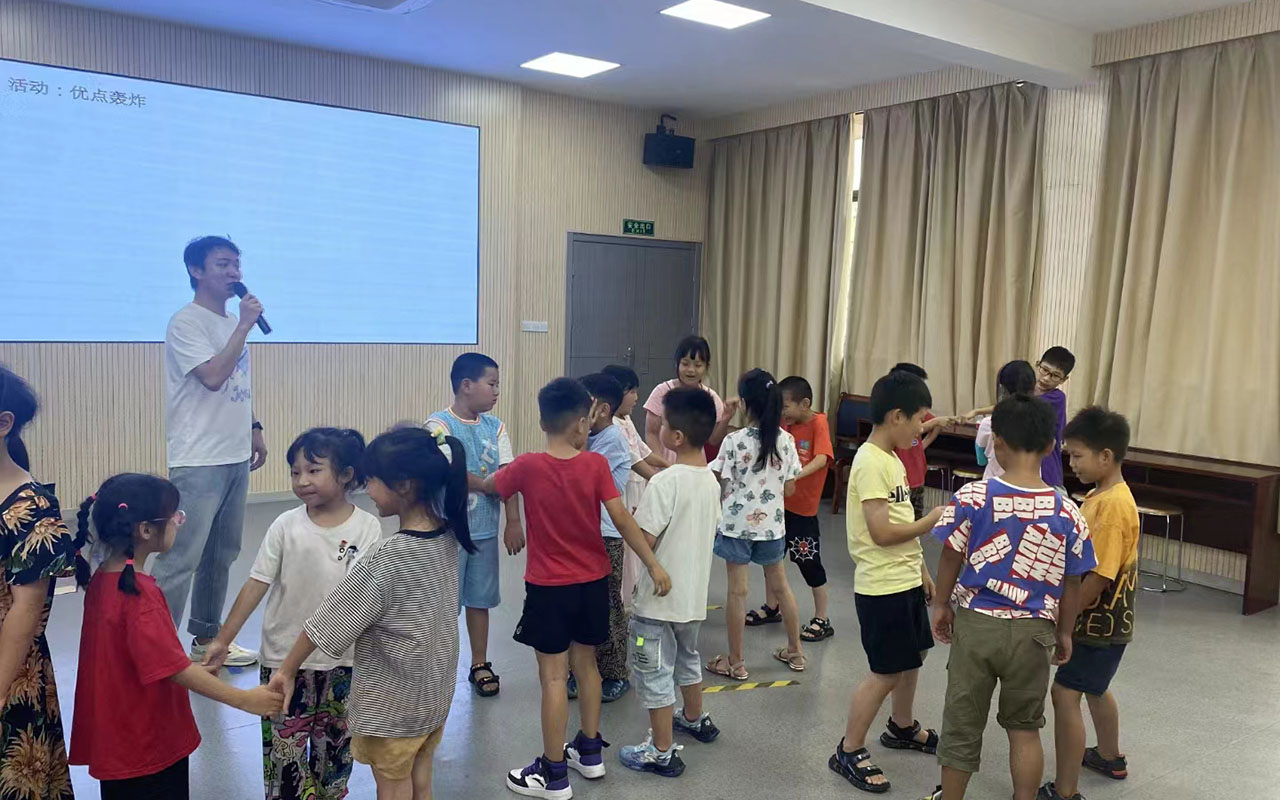 清流龙观乡中心学校